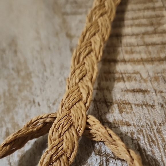 Handmade Woven Tan Crossbody Bag - Picture 7 of 9